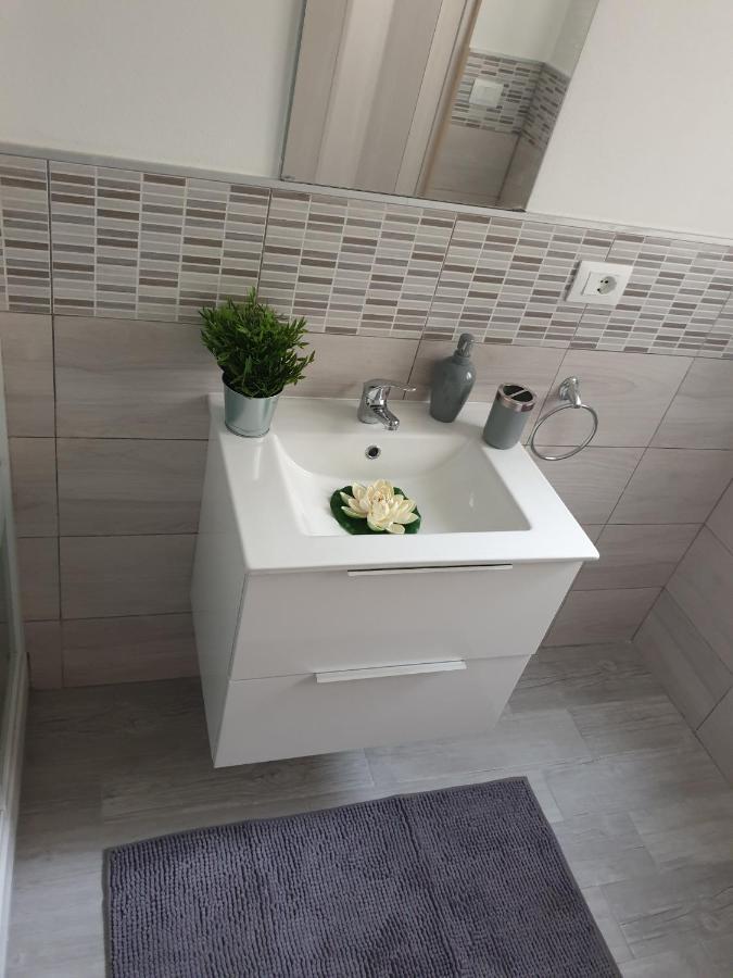 Ferienwohnung La Petite Maison Syrakus Exterior foto